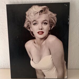 Marilyn Monroe Canvas Wall Art Portrait Black White Red Lips Glam Decor